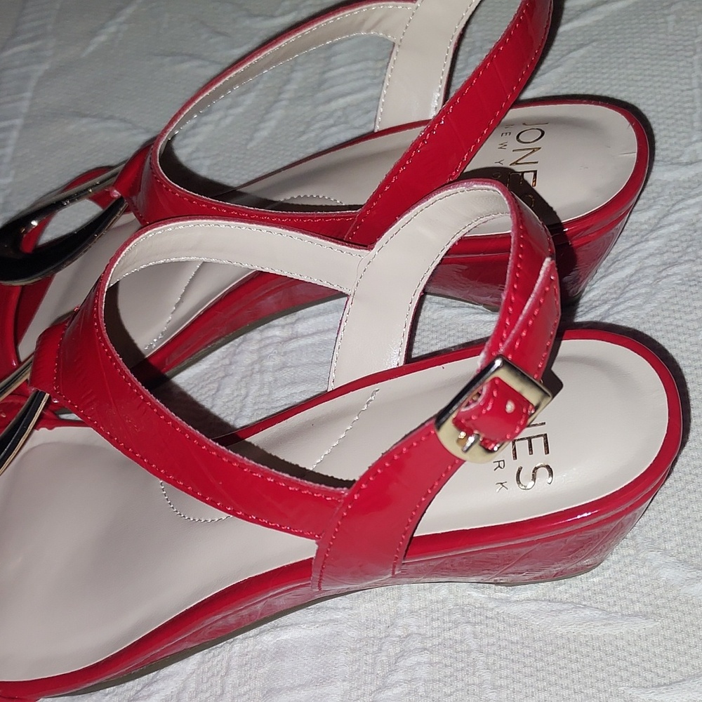 Jones New York Carmyy Sandals - Picture 6 of 11